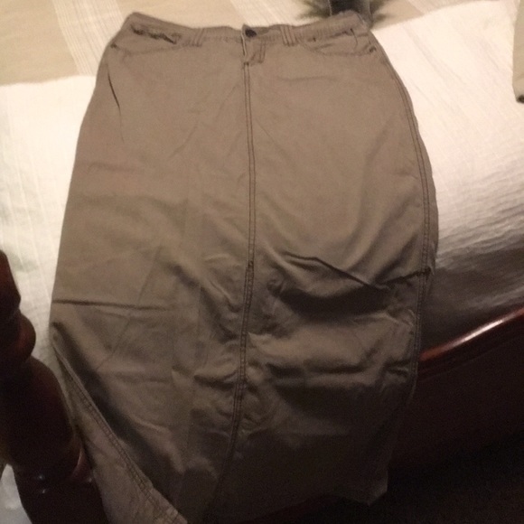 💥SOLD! Maurice’s Taupe Long Modest Denim Skirt - Picture 2 of 6